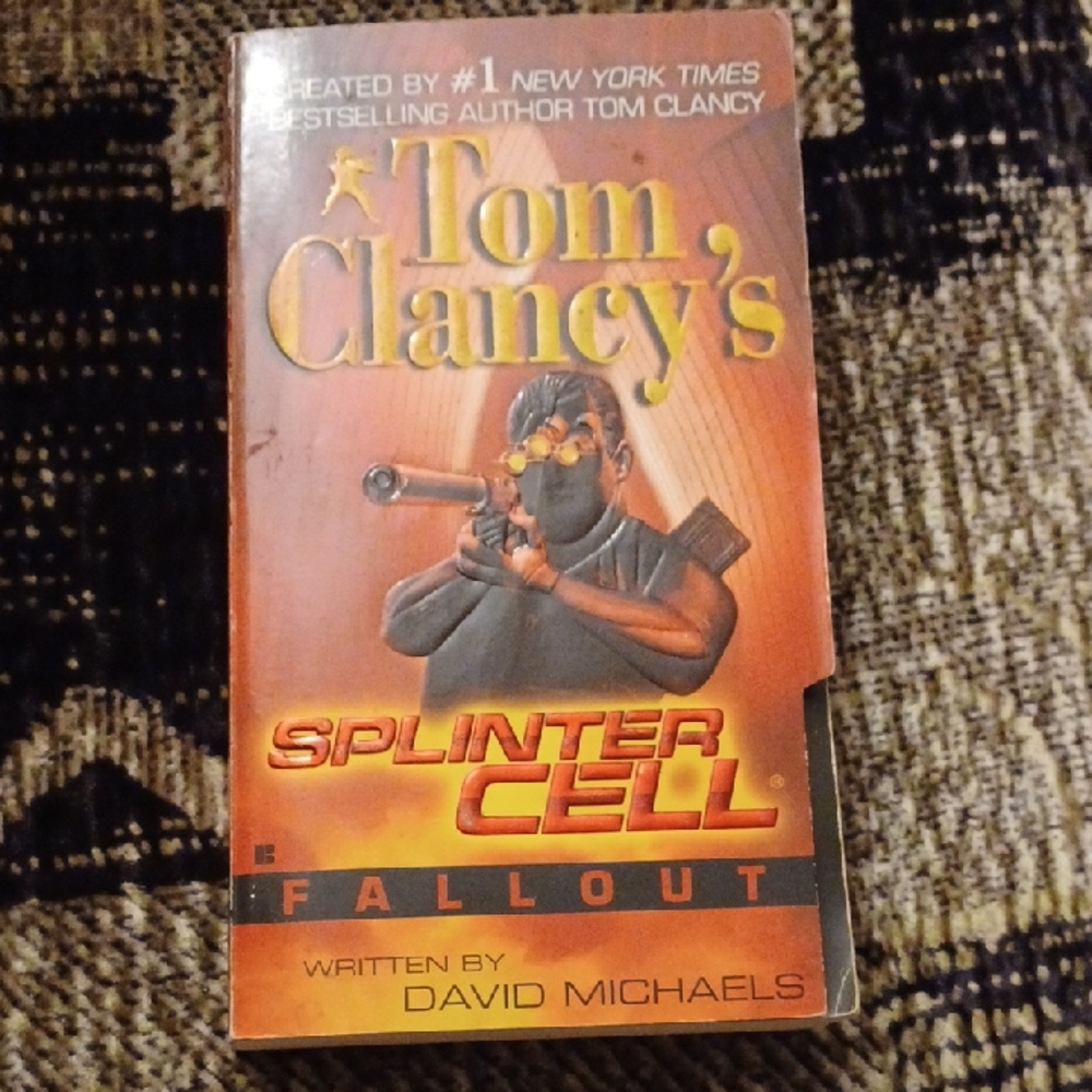 $4 Add-on "Tom Clancy's Splinter Cell:  Fallout" by David Michaels - Paperback